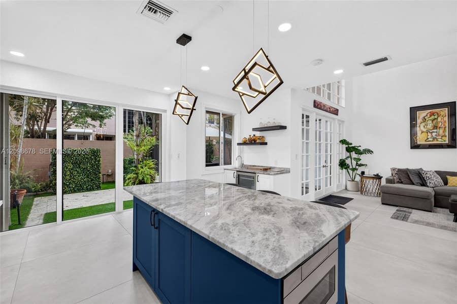 Property photo for 200 NE 14th Avenue, #6, Fort Lauderdale, FL