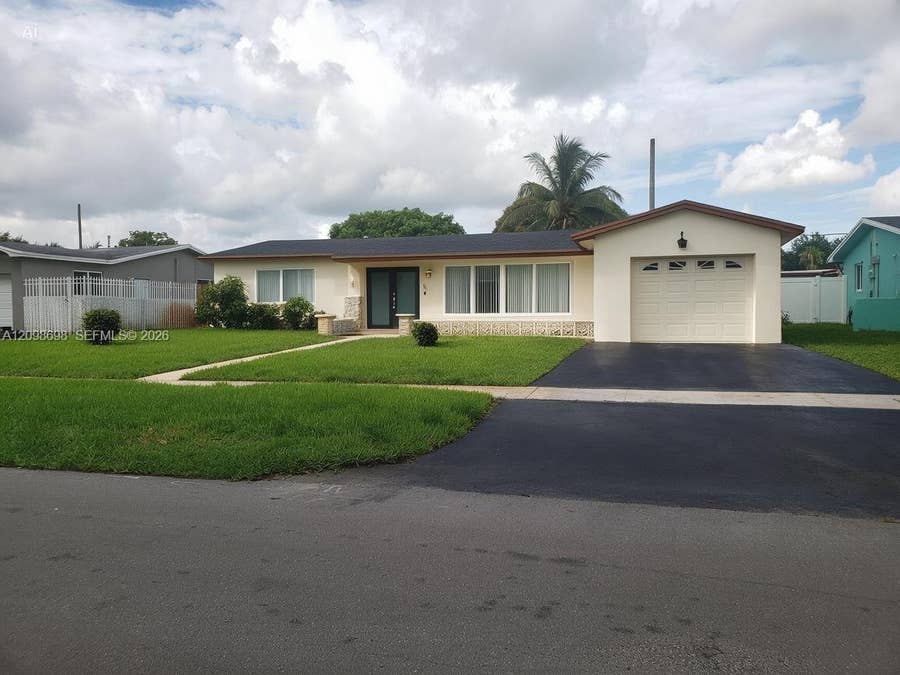 Property photo for 510 SW 70th Avenue, Pembroke Pines, FL