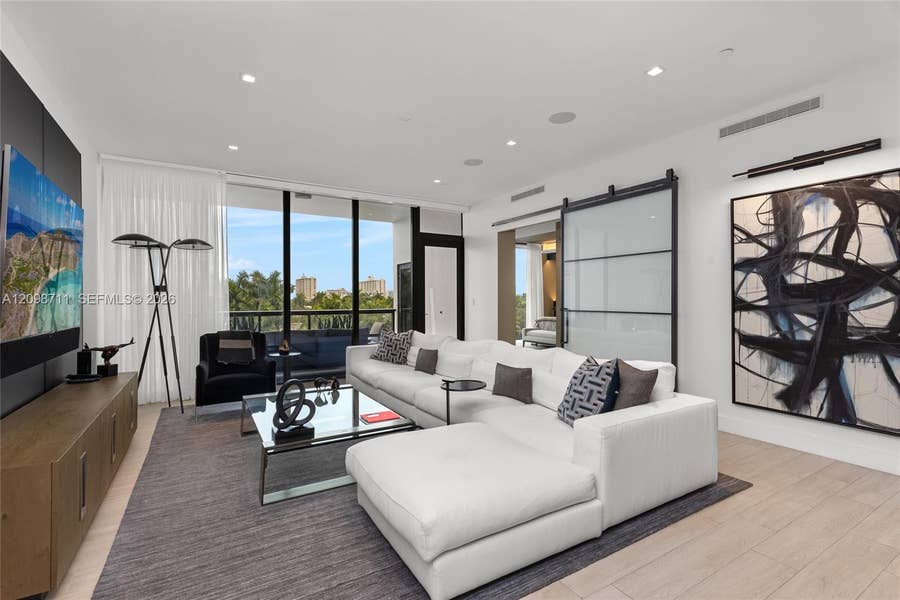Property photo for 30 Isle Of Venice Drive, #PH3, Fort Lauderdale, FL