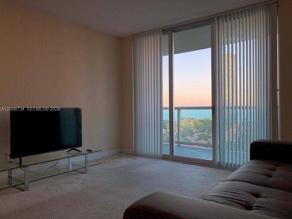 19390 Collins Avenue, #1624, Sunny Isles Beach, FL 33160 Photo 3