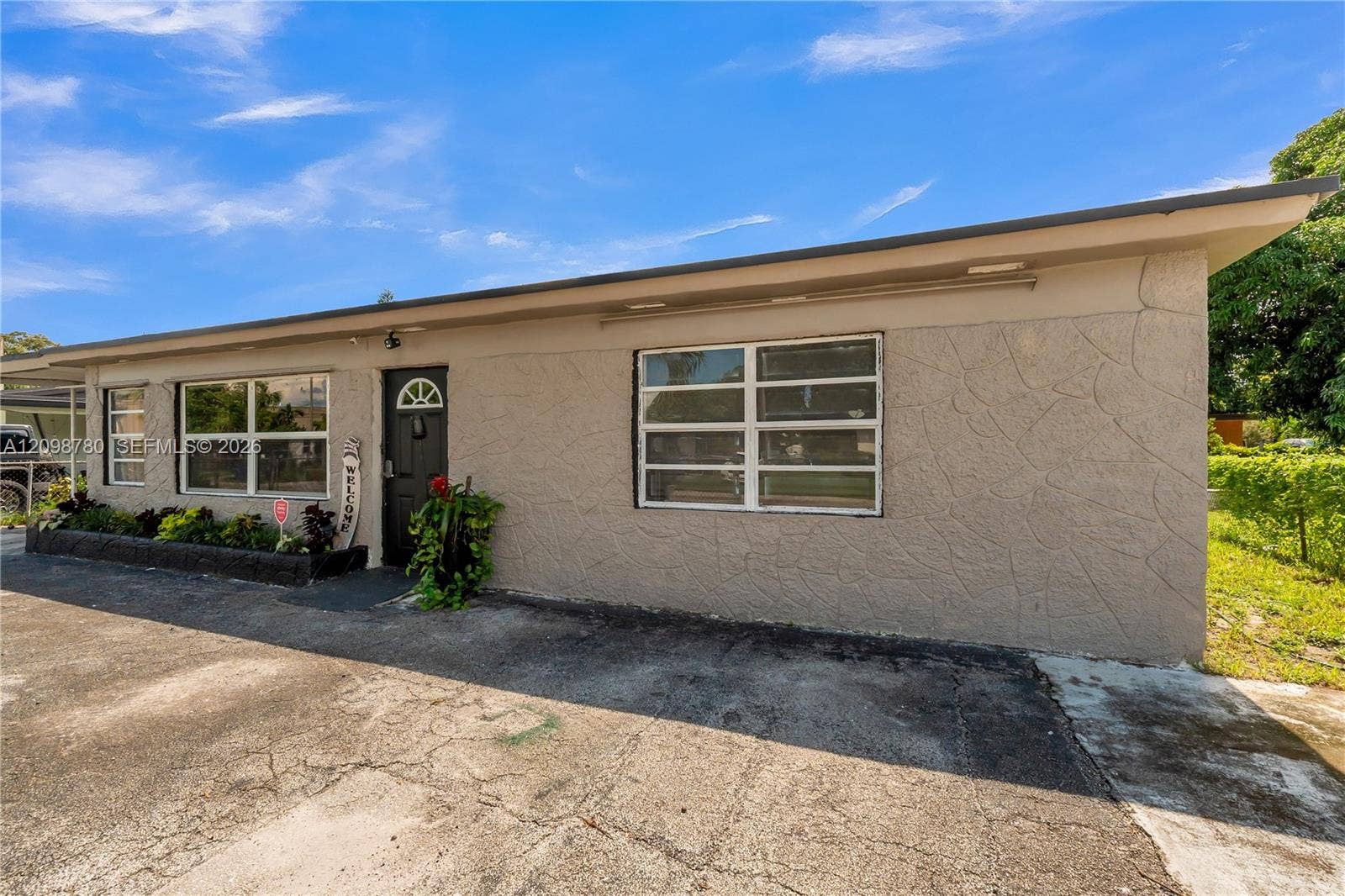 2308 NW 13th Court, Fort Lauderdale, FL 33311 Photo 4
