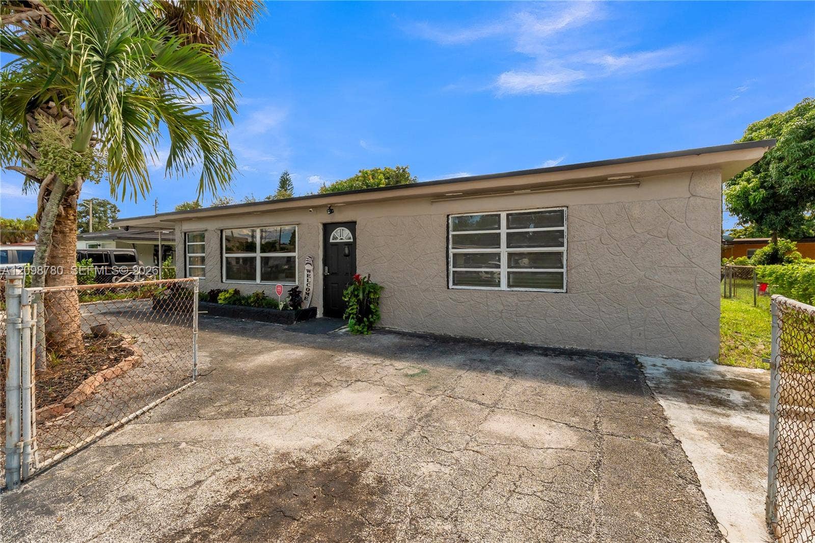 2308 NW 13th Court, Fort Lauderdale, FL 33311 Photo 2