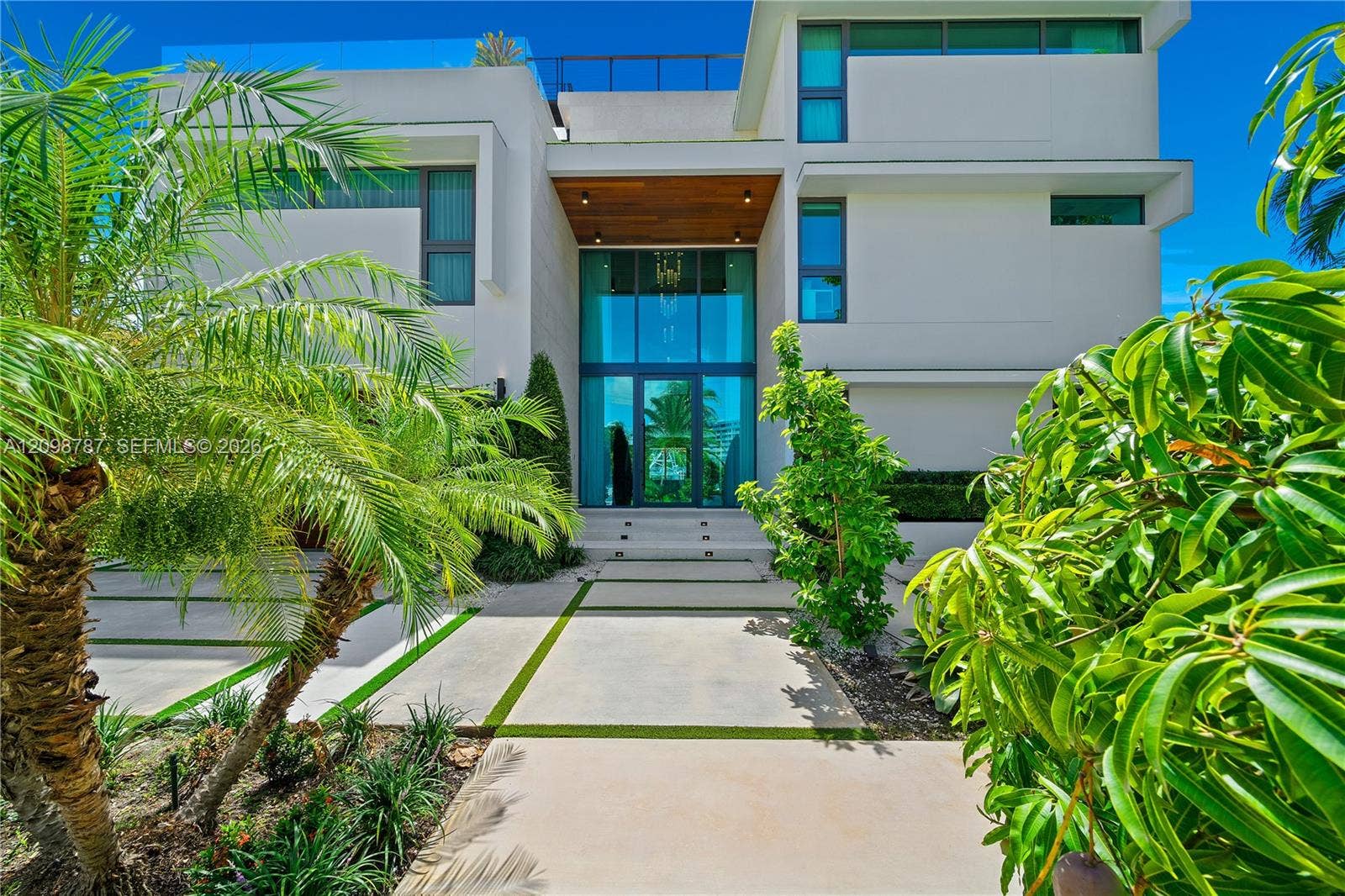 13145 Coronado Drive, North Miami, FL 33181 Photo 17