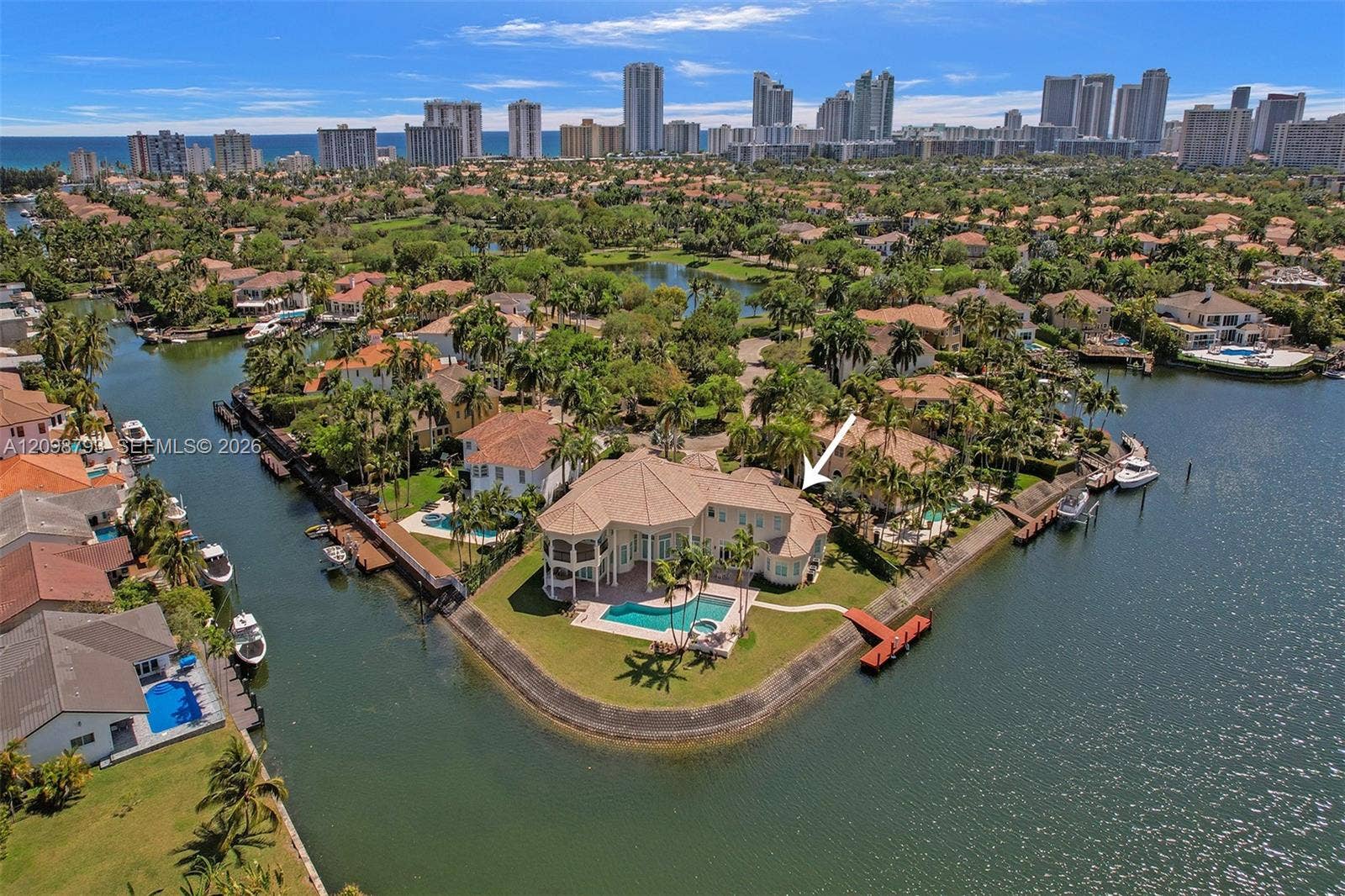 1130 Harbor Court, Hollywood, FL 33019 Photo 9