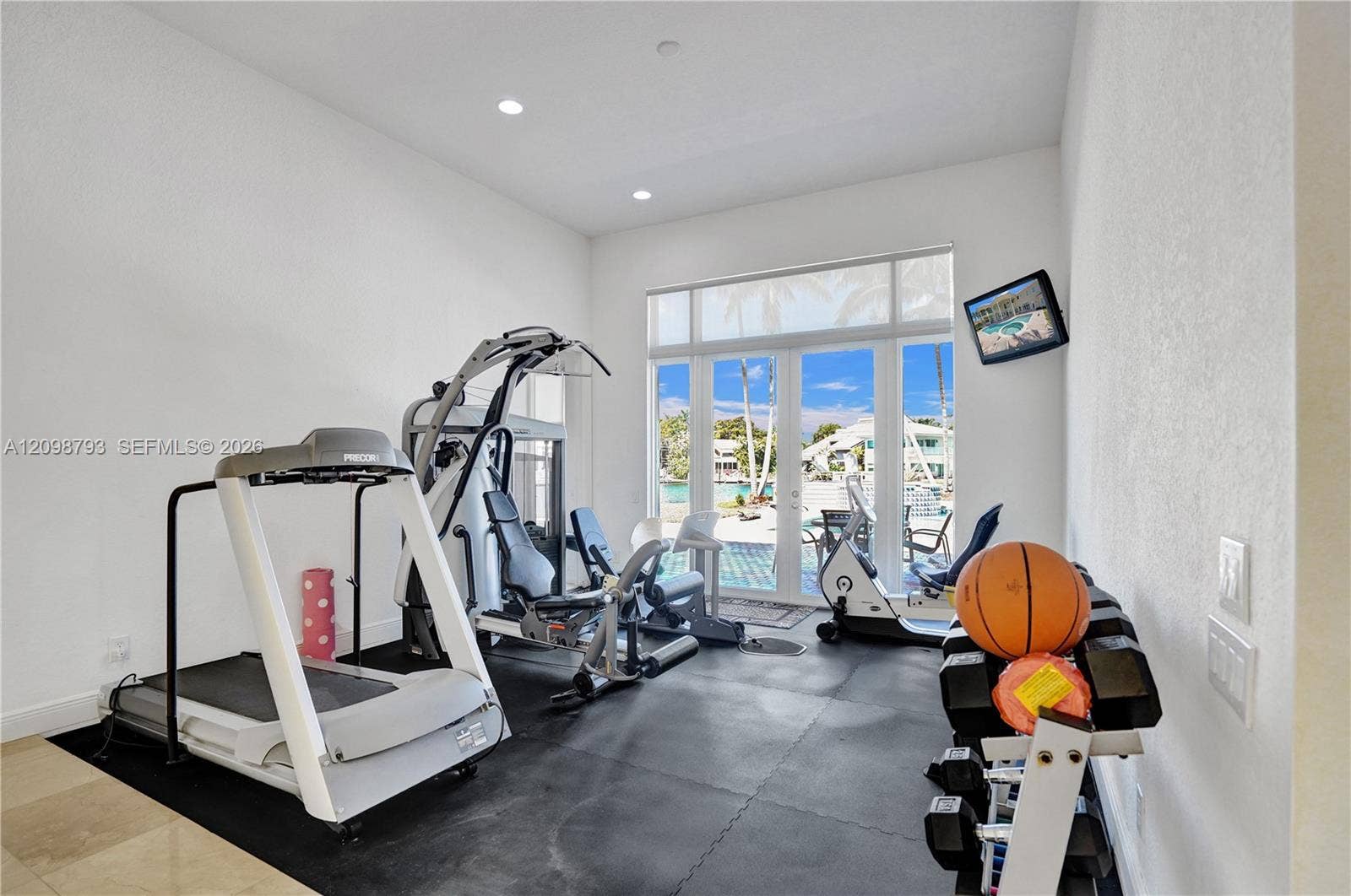 1130 Harbor Court, Hollywood, FL 33019 Photo 23