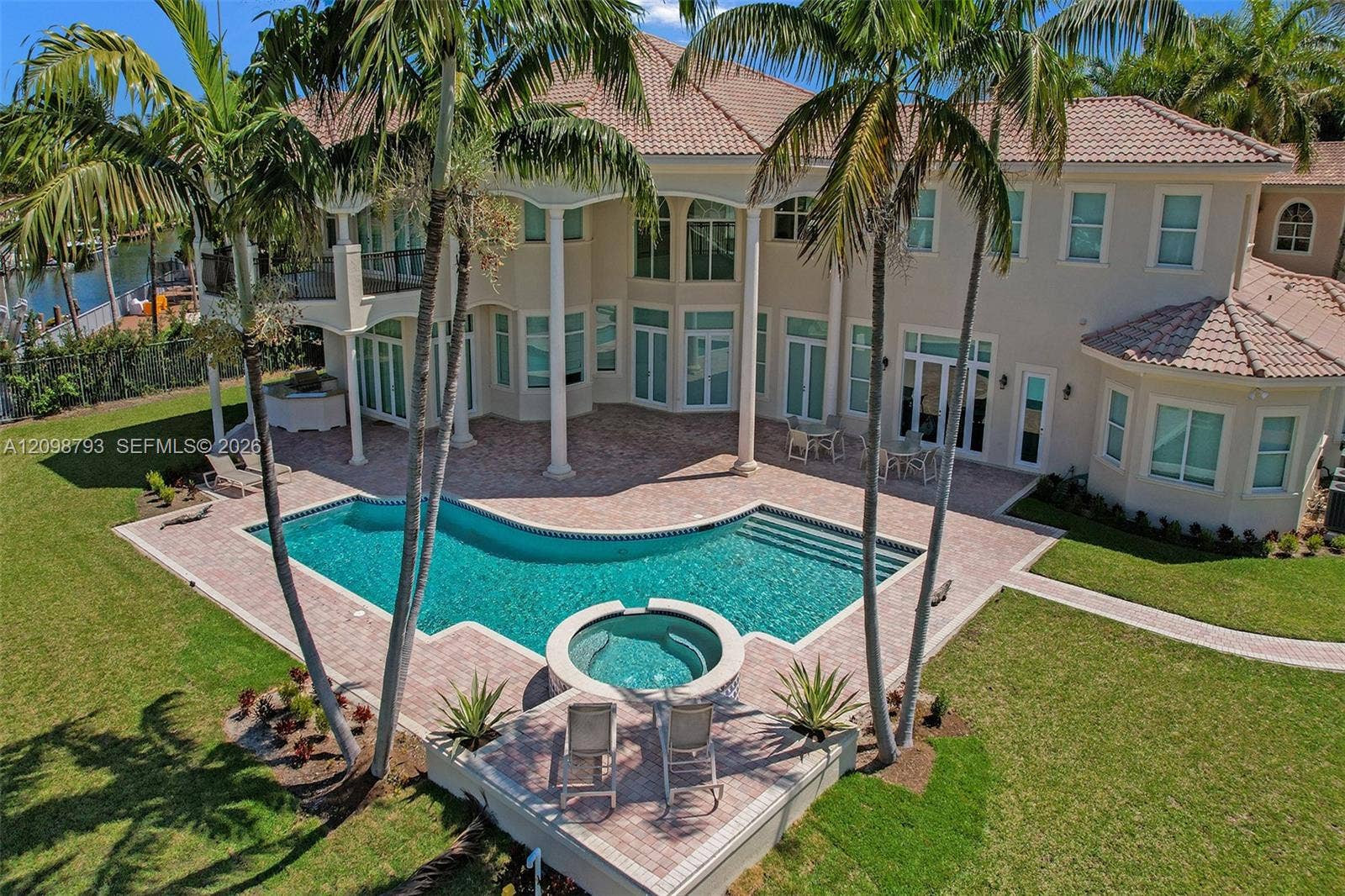 1130 Harbor Court, Hollywood, FL 33019 Photo 6