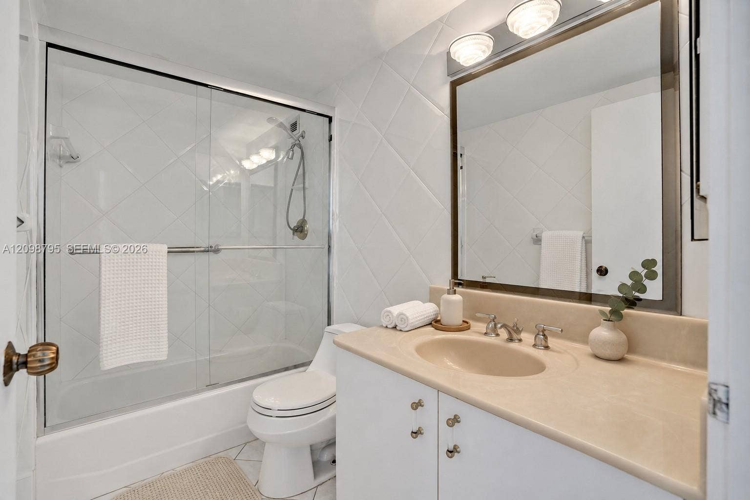 5601 Collins Avenue, #620, Miami Beach, FL 33140 Photo 17