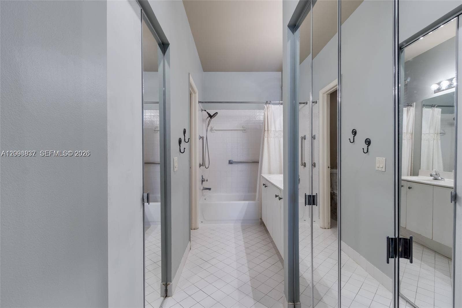1280 Majesty Terrace, Weston, FL 33327 Photo 19