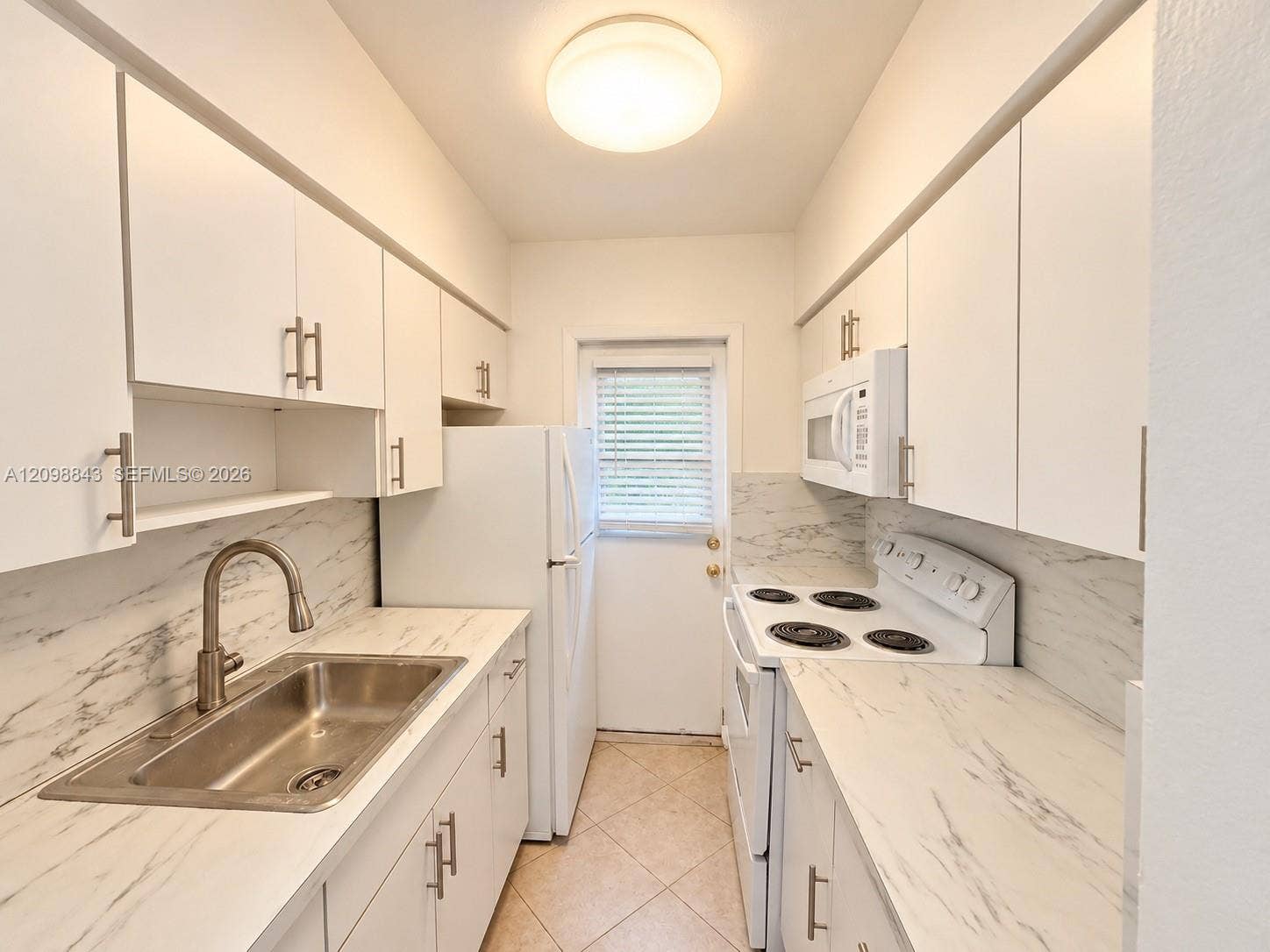 101 SE 9th Street, #8, Hallandale Beach, Hallandale Beach, FL 33009 Photo 4