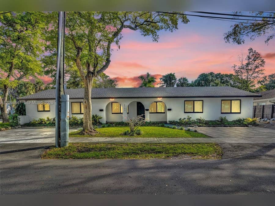 Property photo for 2300 SW 18th Terrace, Fort Lauderdale, FL
