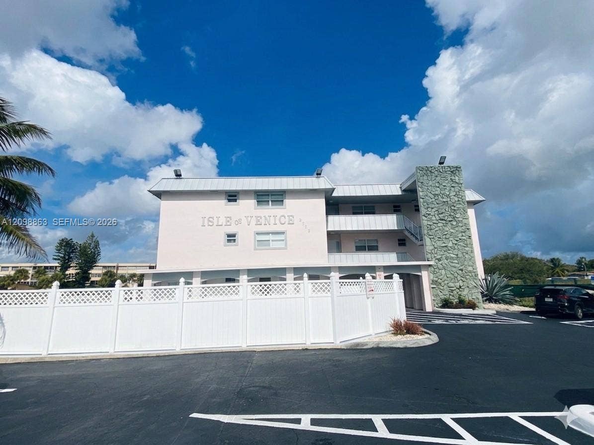 2775 Taft Street, #108, Hollywood, Hollywood, FL 33020 Photo 1