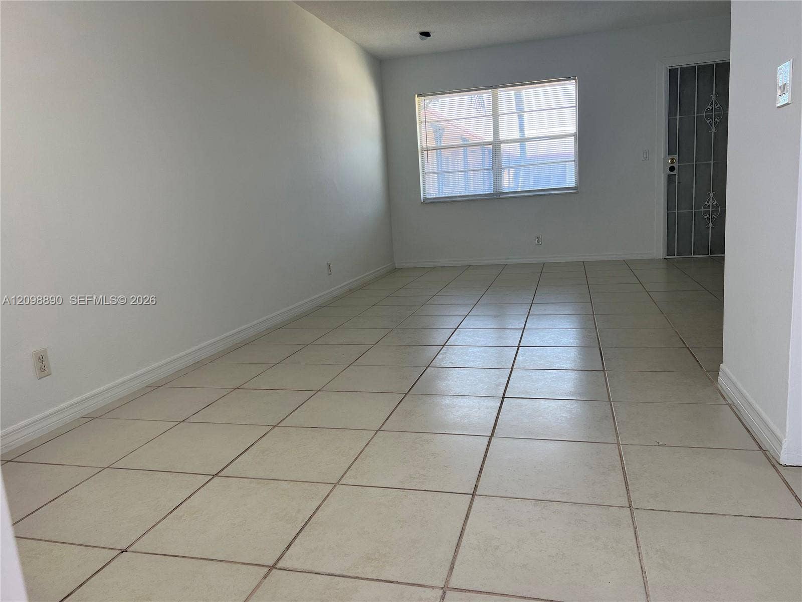 5300 Hollywood Boulevard, #10, Hollywood, Hollywood, FL 33021 Photo 5
