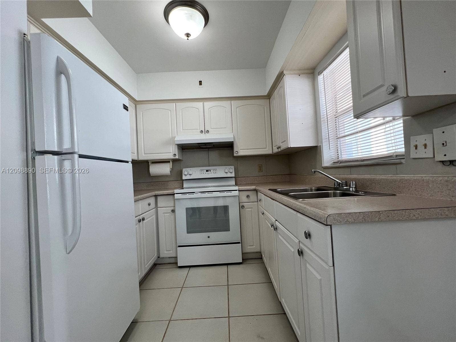 5300 Hollywood Boulevard, #10, Hollywood, Hollywood, FL 33021 Photo 15