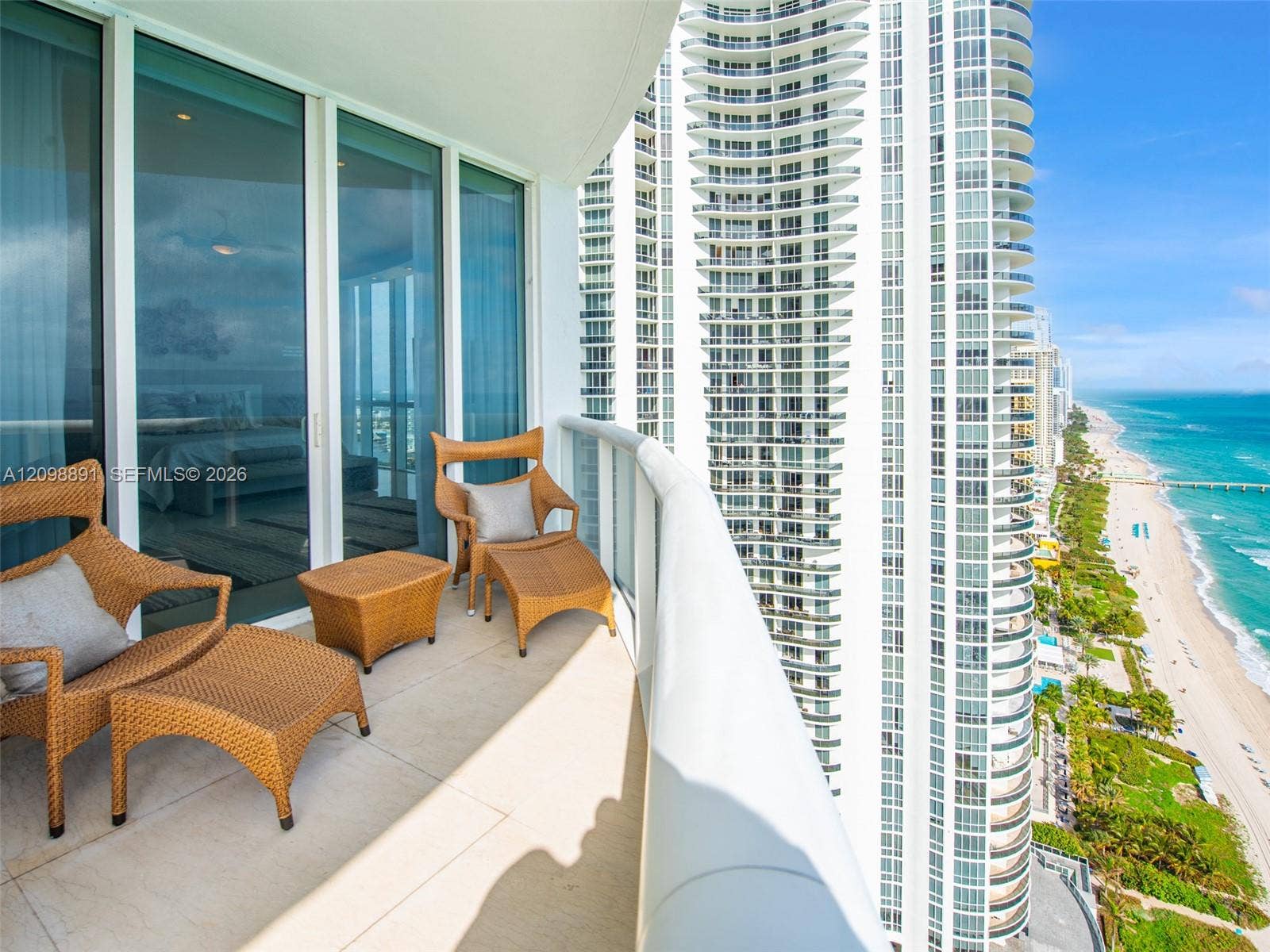 15901 Collins Avenue, #2801, Sunny Isles Beach, FL 33160 Photo 25