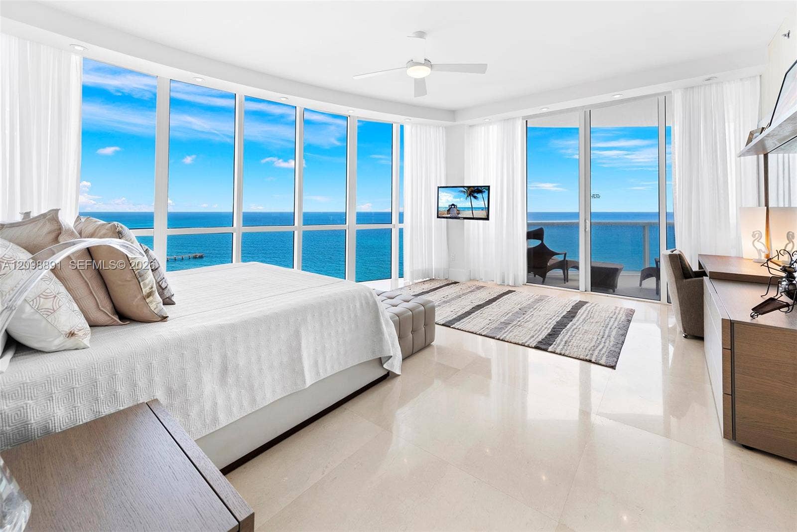 15901 Collins Avenue, #2801, Sunny Isles Beach, FL 33160 Photo 27