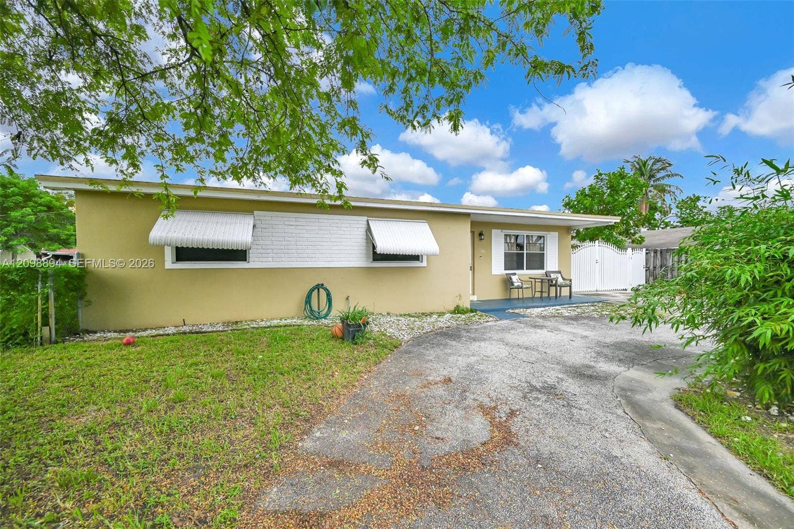230 N 67th Avenue, Hollywood, FL 33024 Photo 1