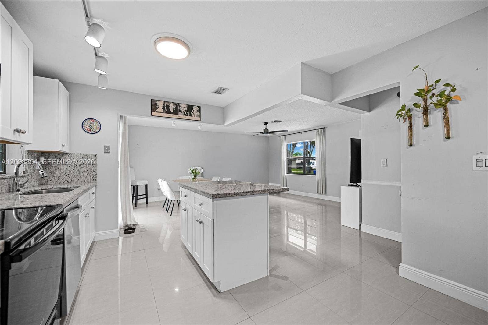 230 N 67th Avenue, Hollywood, FL 33024 Photo 10