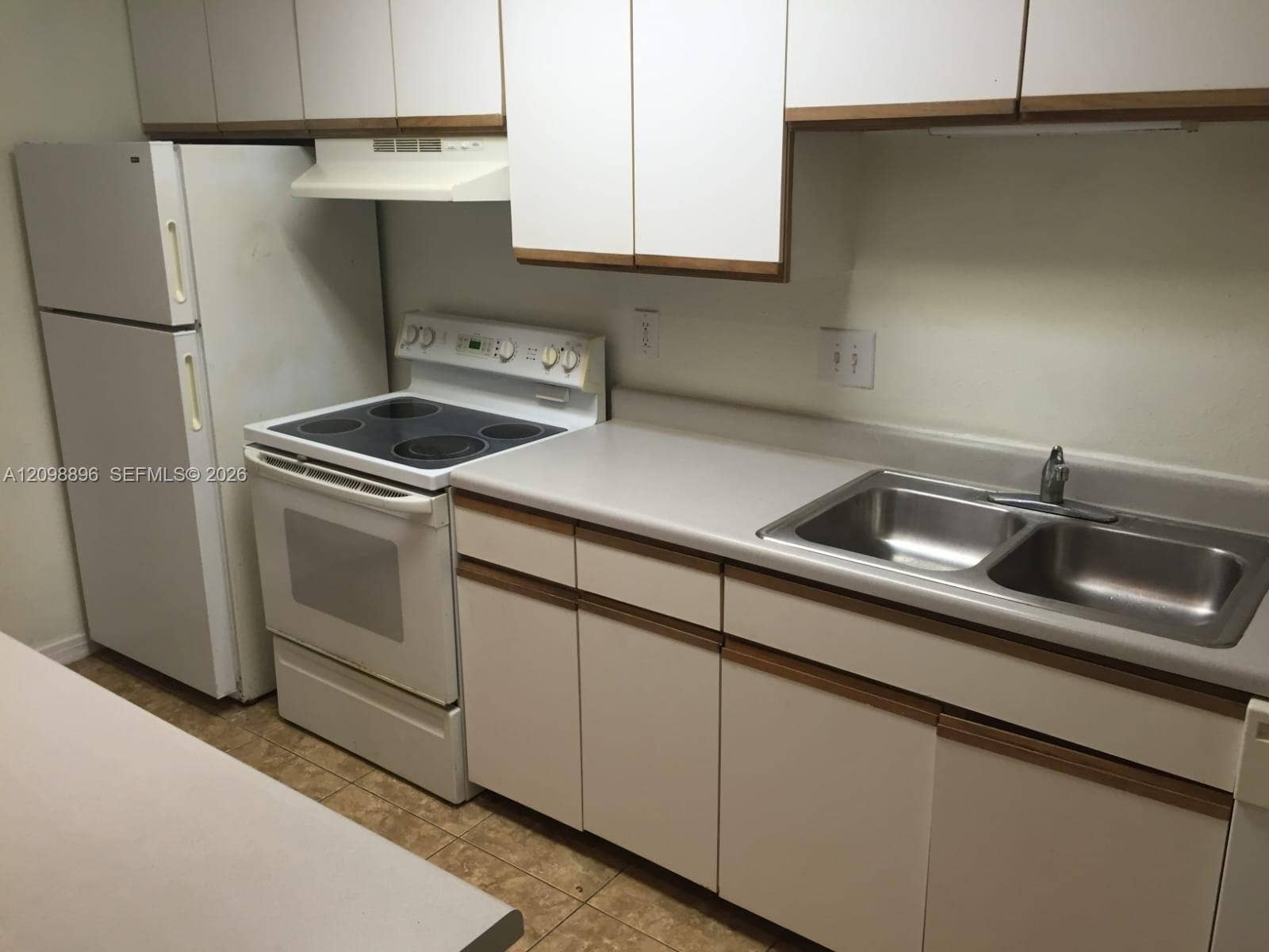 4055 W Mcnab Road, #H112, Pompano Beach, FL 33069 Photo 8