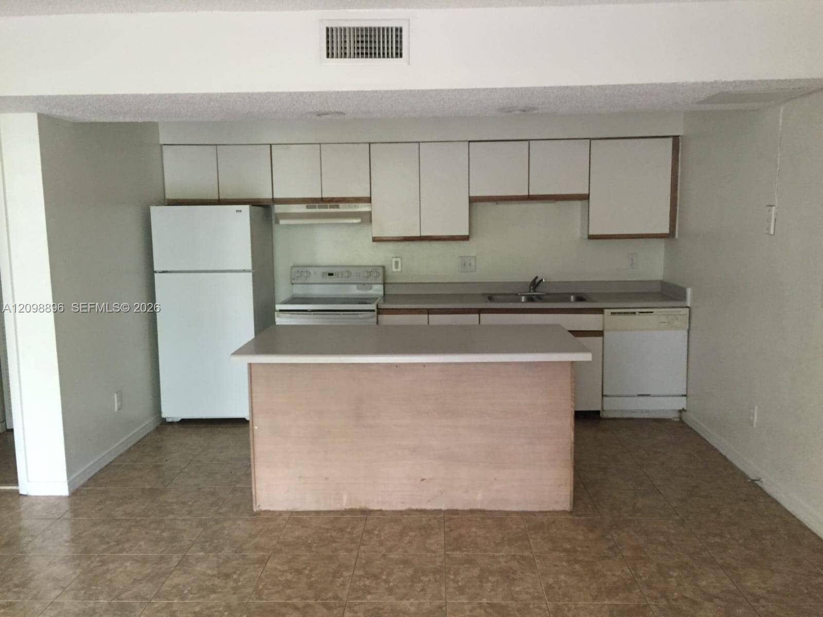 4055 W Mcnab Road, #H112, Pompano Beach, FL 33069 Photo 7