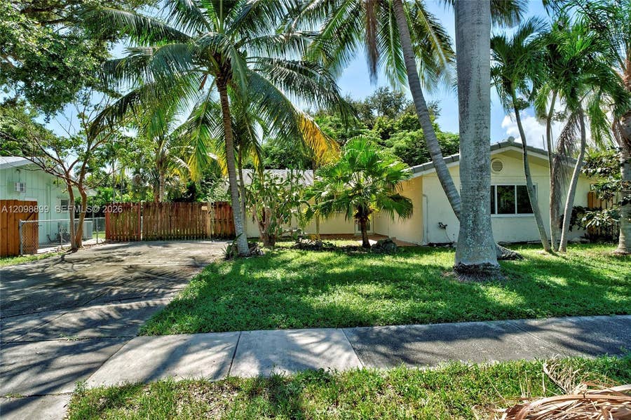 Property photo for 1176 SW 4th Street, Boca Raton, FL