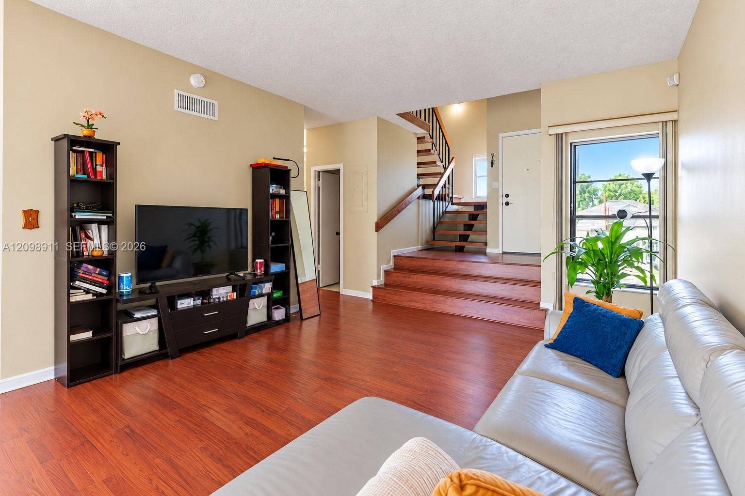 735 NW 105th Place, #C3, Miami, FL 33172 Photo 6