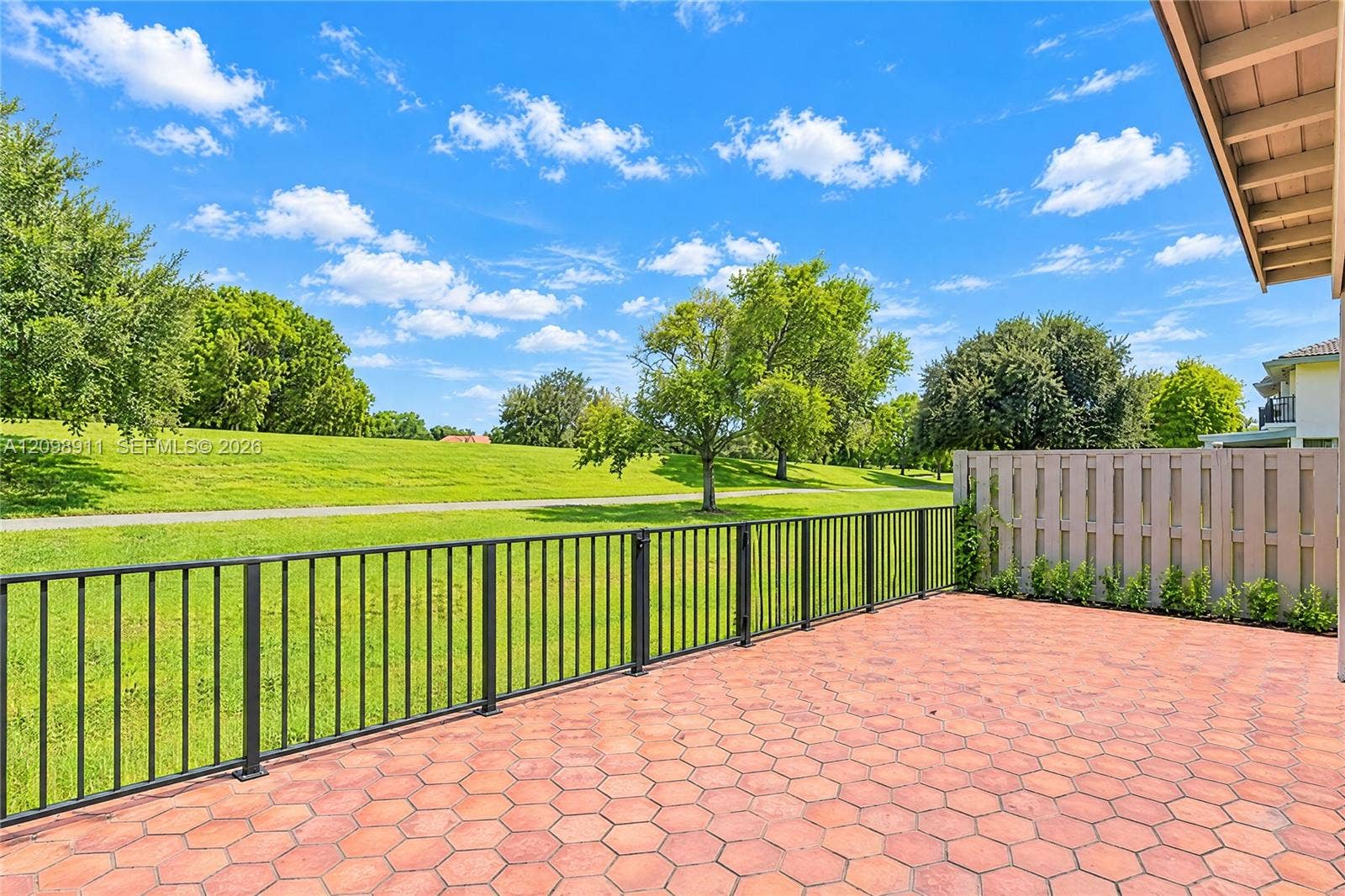 735 NW 105th Place, #C3, Miami, FL 33172 Photo 16