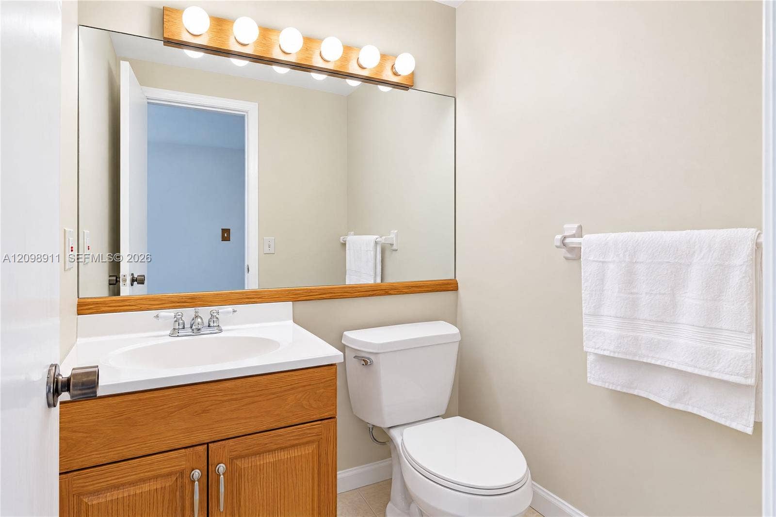 735 NW 105th Place, #C3, Miami, FL 33172 Photo 9