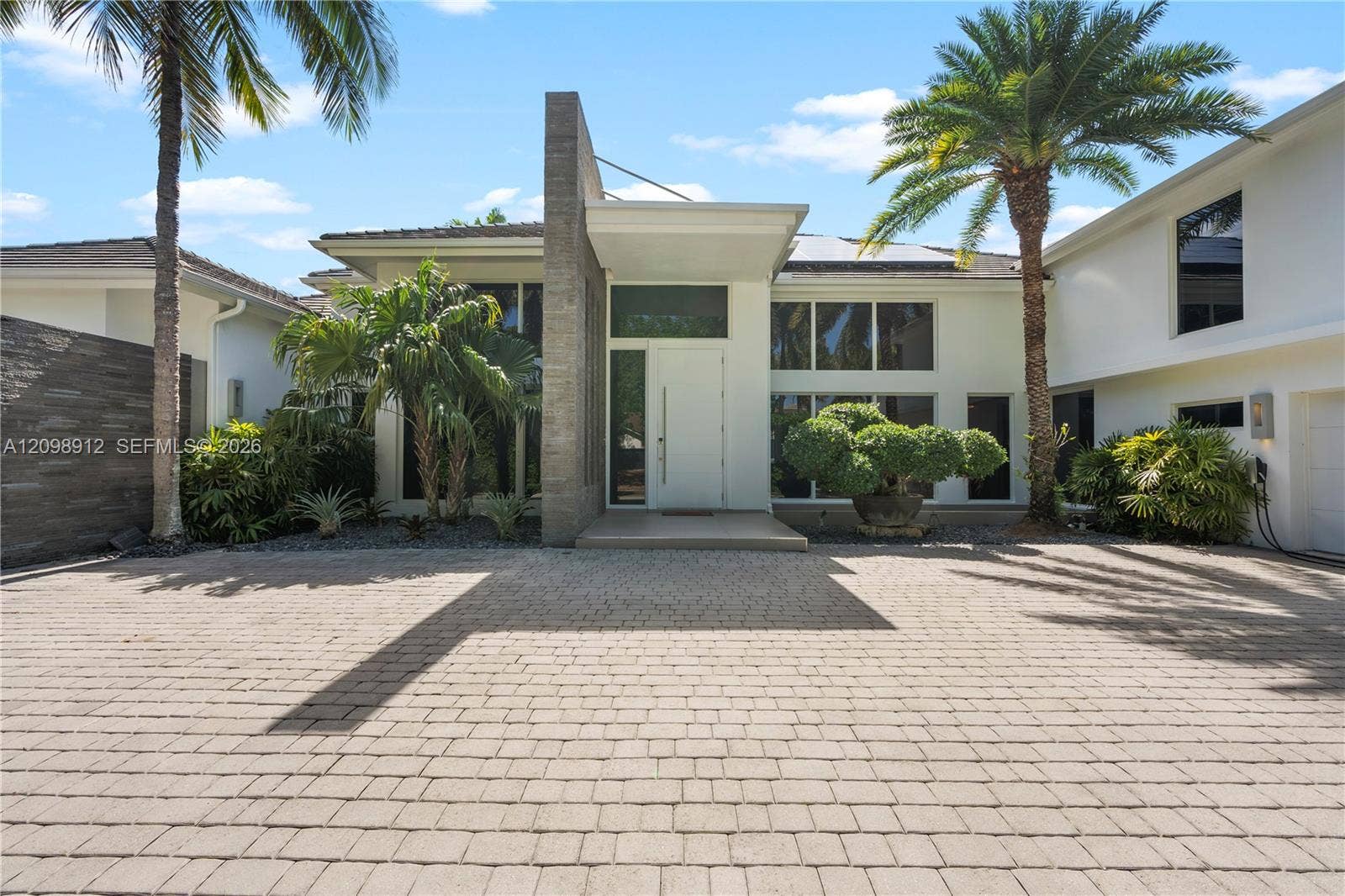 224 S Island, Golden Beach, FL 33160 Photo 4