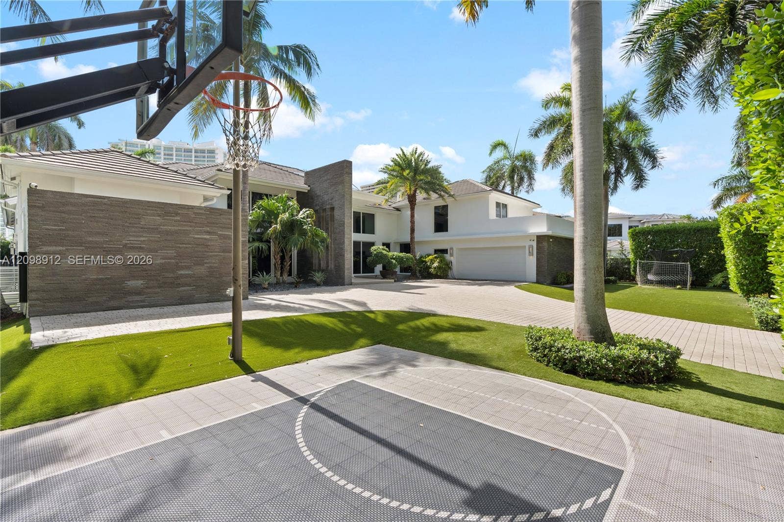 224 S Island, Golden Beach, FL 33160 Photo 3