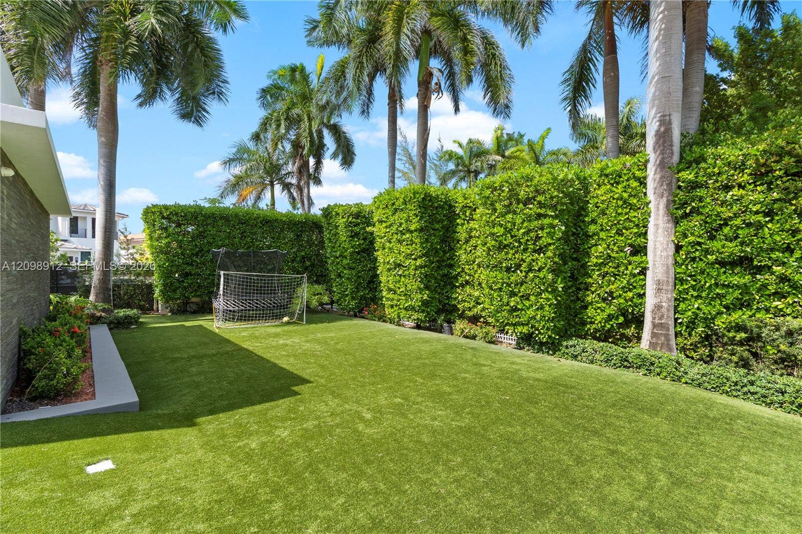 224 S Island, Golden Beach, FL 33160 Photo 8