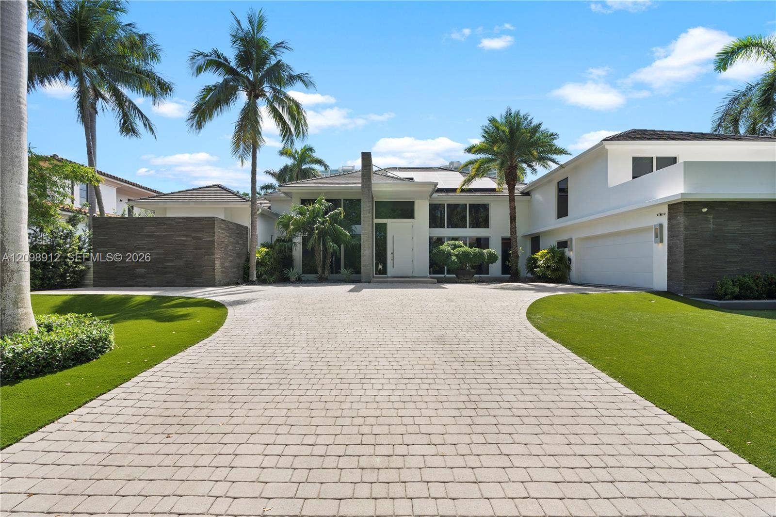224 S Island, Golden Beach, FL 33160 Photo 2