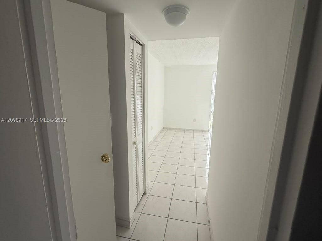 17560 Atlantic Boulevard, #405, Sunny Isles Beach, Sunny Isles Beach, FL 33160 Photo 3
