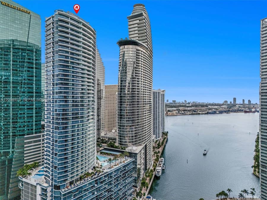 Property photo for 200 Biscayne Boulevard Way, #4307, Miami, FL