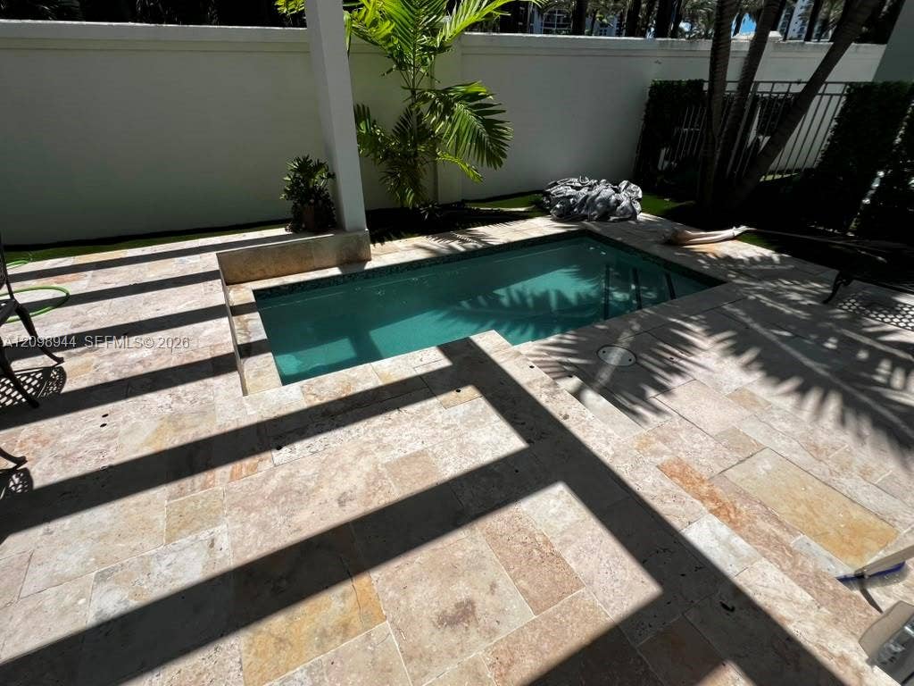 18975 Atlantic Boulevard, Sunny Isles Beach, FL 33160 Photo 13