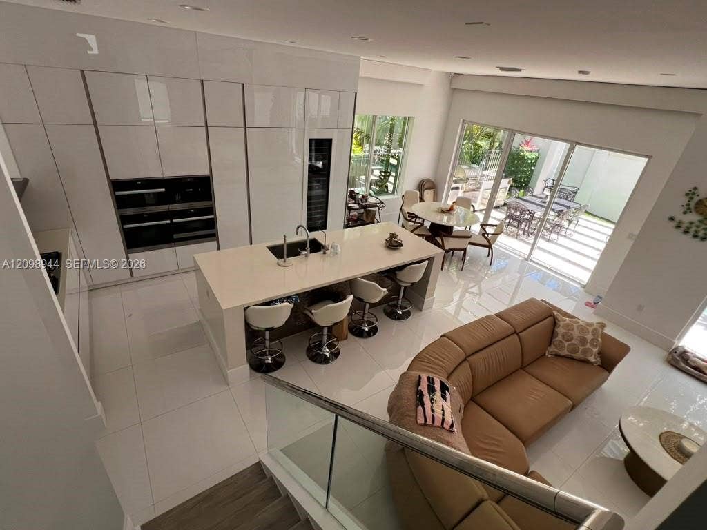 18975 Atlantic Boulevard, Sunny Isles Beach, FL 33160 Photo 19
