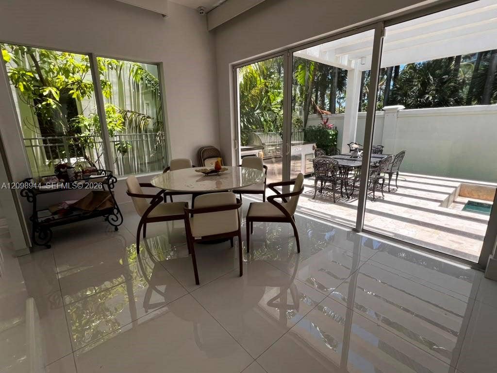 18975 Atlantic Boulevard, Sunny Isles Beach, FL 33160 Photo 15