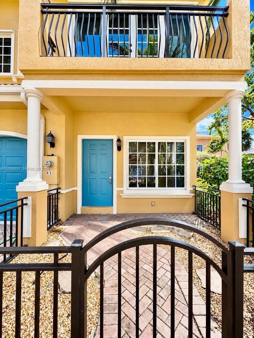 Property photo for 3200 Stirling Road, #F6, Hollywood, FL