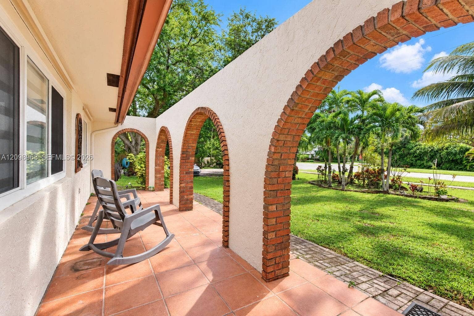 16110 Stirling Road, Southwest Ranches, FL 33331 Photo 4