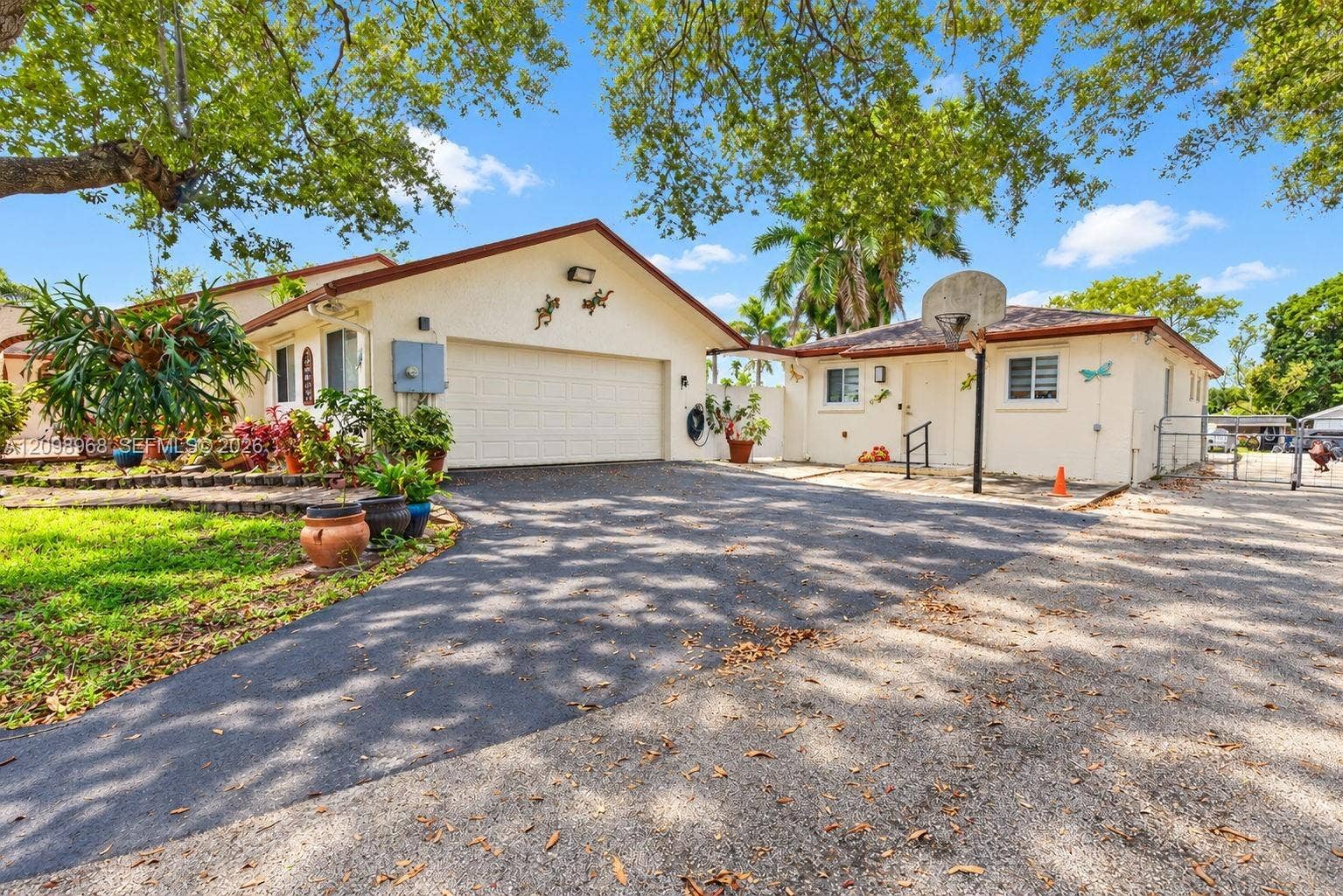 16110 Stirling Road, Southwest Ranches, FL 33331 Photo 2
