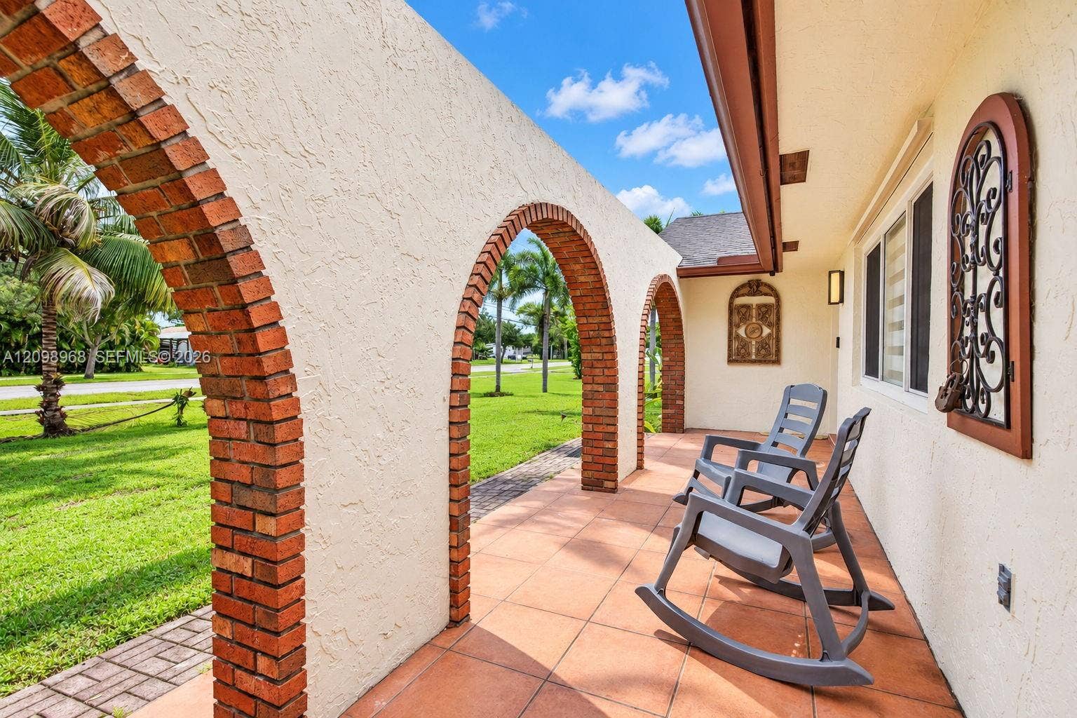 16110 Stirling Road, Southwest Ranches, FL 33331 Photo 5