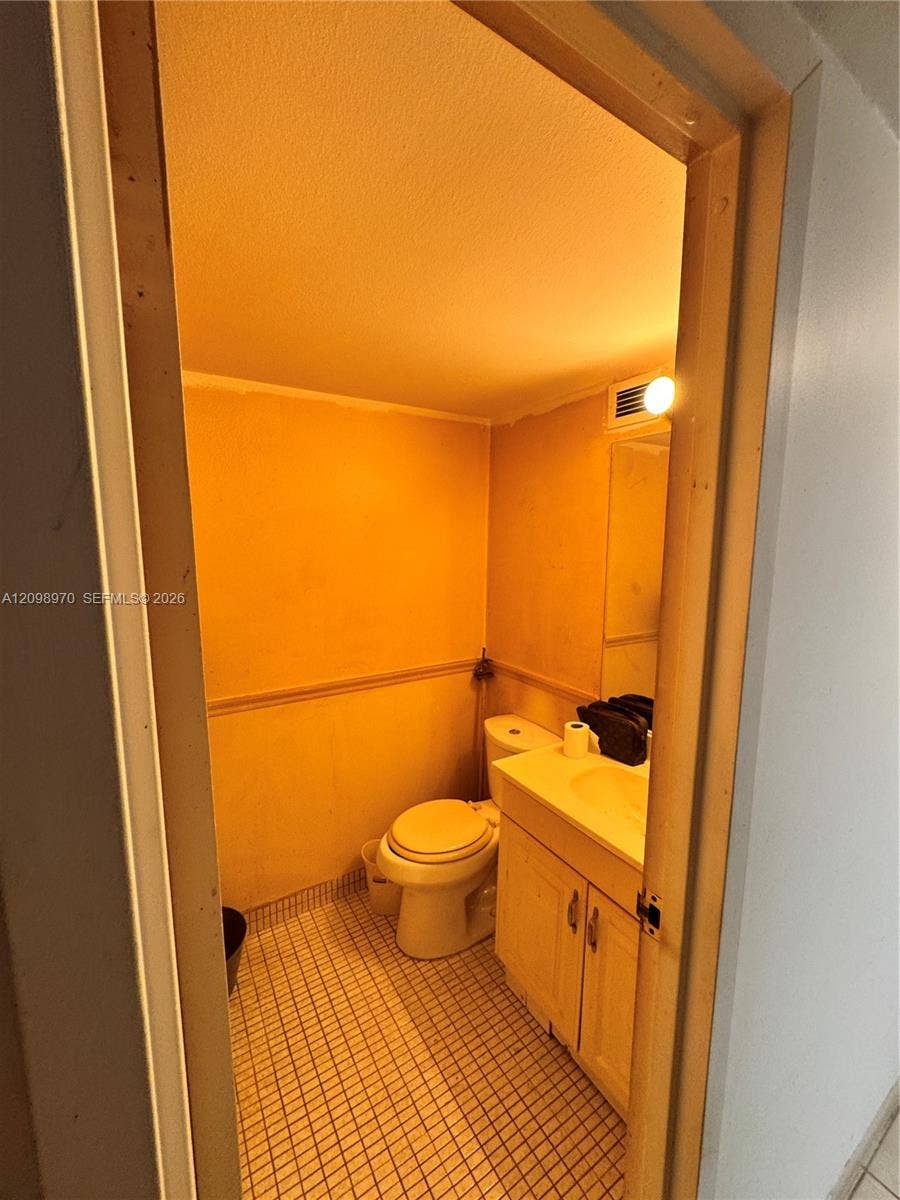 701 Three Islands Boulevard, #103, Hallandale Beach, FL 33009 Photo 5