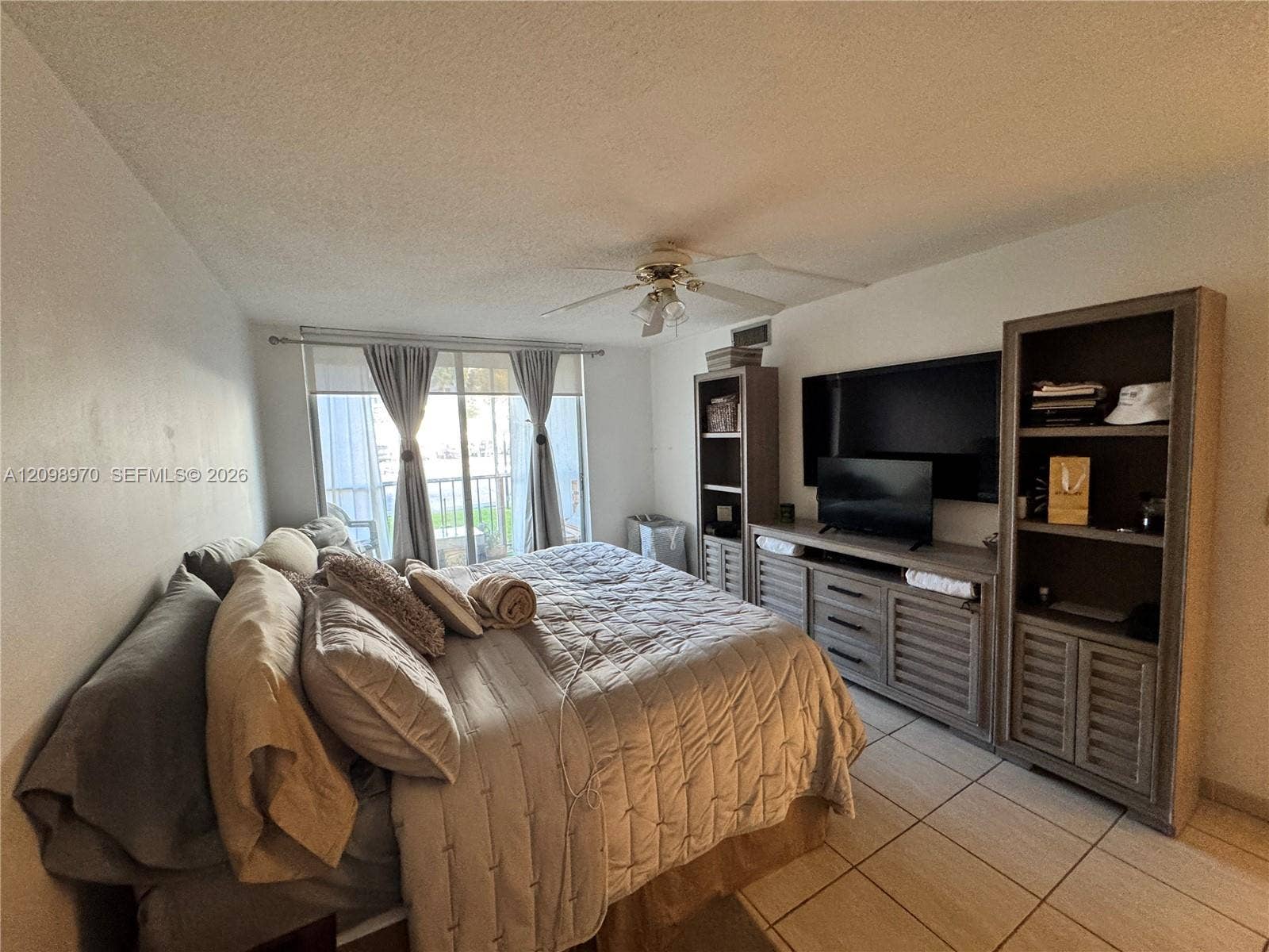 701 Three Islands Boulevard, #103, Hallandale Beach, FL 33009 Photo 2