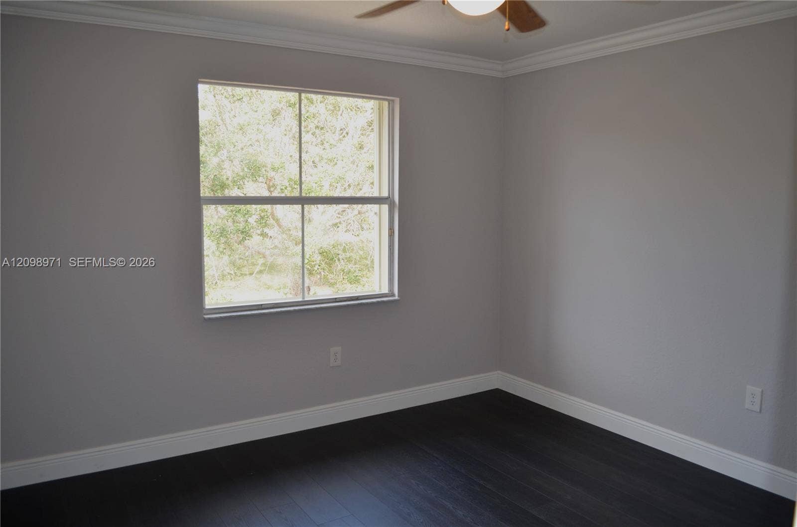 Pembroke Pines, FL 33029 Photo 12