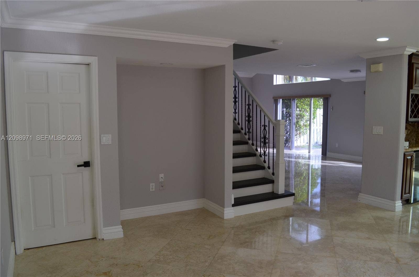 Pembroke Pines, FL 33029 Photo 10