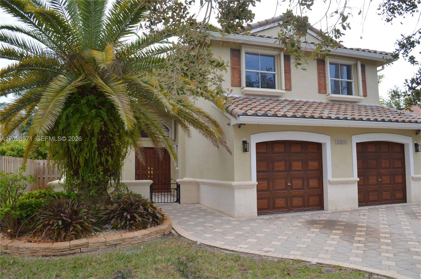 Pembroke Pines, FL 33029 Photo 28