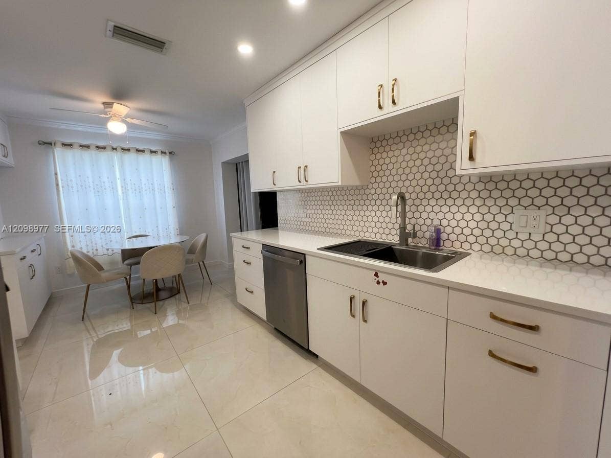 9067 SW 1st Road, #9067, Boca Raton, Boca Raton, FL 33428 Photo 4