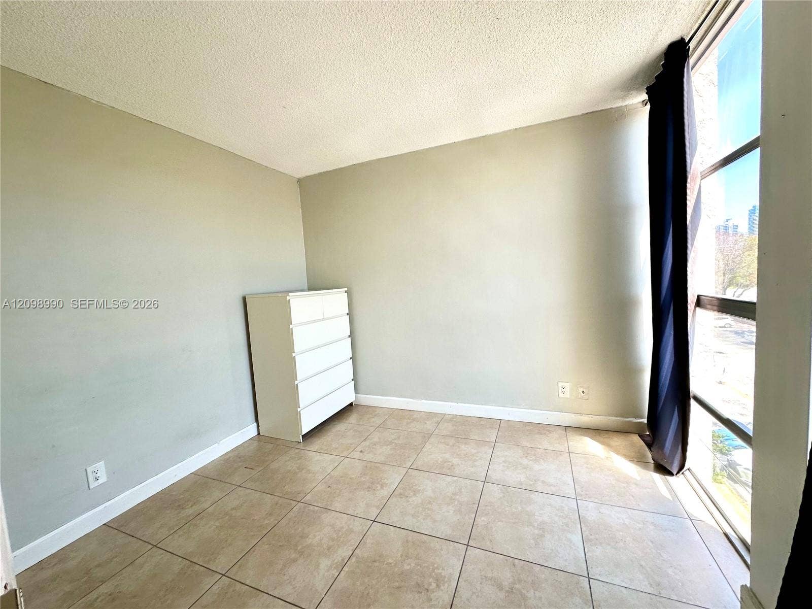 2101 Atlantic Shores Boulevard, #408, Hallandale Beach, Hallandale Beach, FL 33009 second bedroom
