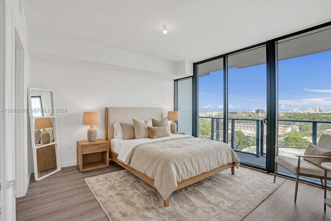 1170 E Hallandale Beach Boulevard, #1003, Hallandale Beach, Hallandale Beach, FL 33009 Photo 3
