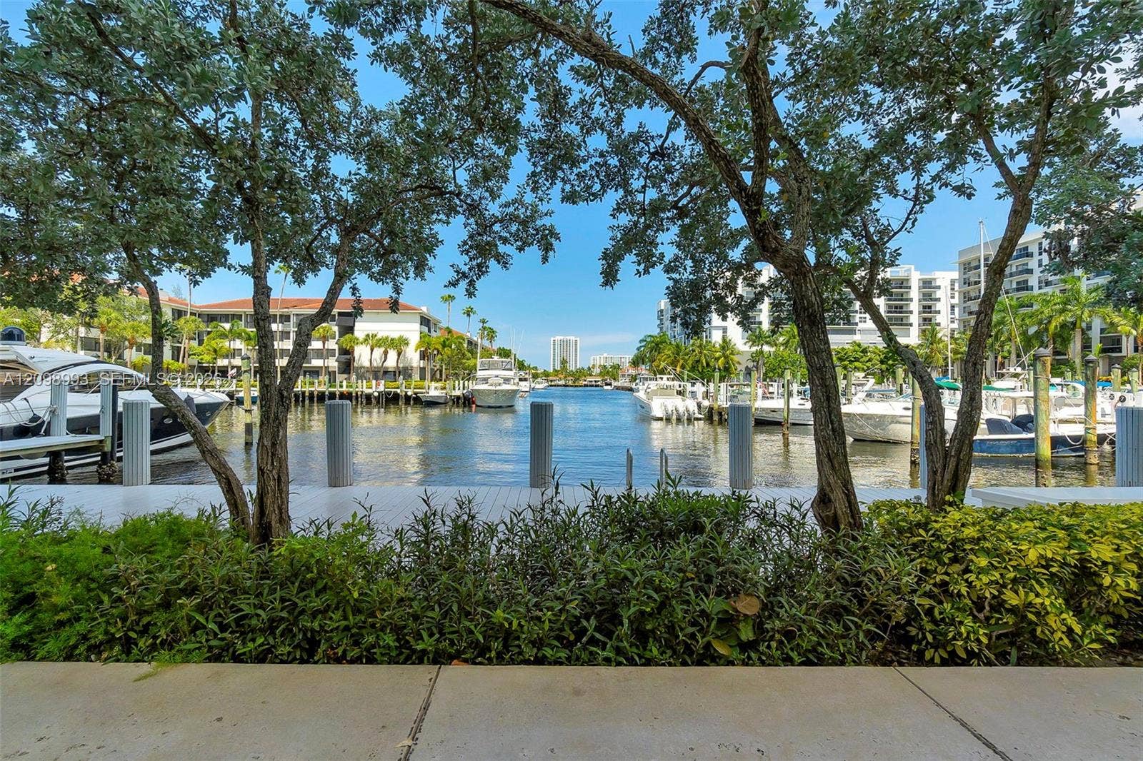 3200 Port Royale Drive N, #806, Fort Lauderdale, FL 33308 Photo 68