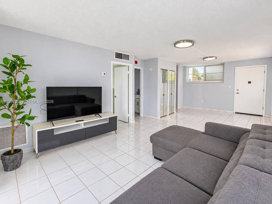 Property photo for 1750 James Avenue, #7L, Miami Beach, FL